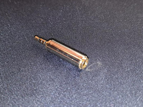 2.5mm uros - 3.5mm naaras Audio Adapteri, Audio ja musiikkilaitteet, Viihde-elektroniikka, Lappeenranta, Tori.fi 2.5mm uros - 3.5mm naaras Audio Adapteri, Audio ja musiikkilaitteet, Viihde-elektroniikka, Lappeenranta, Tori.fi