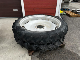 Taurus 230/95R44 traktorin renkaat vanteilla, Renkaat ja vanteet, Kouvola, Tori.fi Taurus 230/95R44 traktorin renkaat vanteilla, Renkaat ja vanteet, Kouvola, Tori.fi