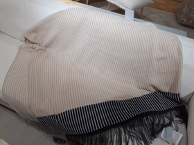Form and Refine Aymara plaid OVH 298, Matot ja tekstiilit, Sisustus ja huonekalut, Lappeenranta, Tori.fi Form and Refine Aymara plaid OVH 298, Matot ja tekstiilit, Sisustus ja huonekalut, Lappeenranta, Tori.fi