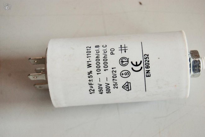Kondensaattori 12µF +-5% W1-11012 450VAC 10000h/c Kondensaattori 12µF +-5% W1-11012 450VAC 10000h/c