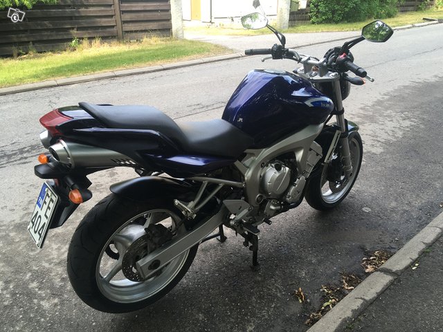 Yamaha FZ-6 2004 3