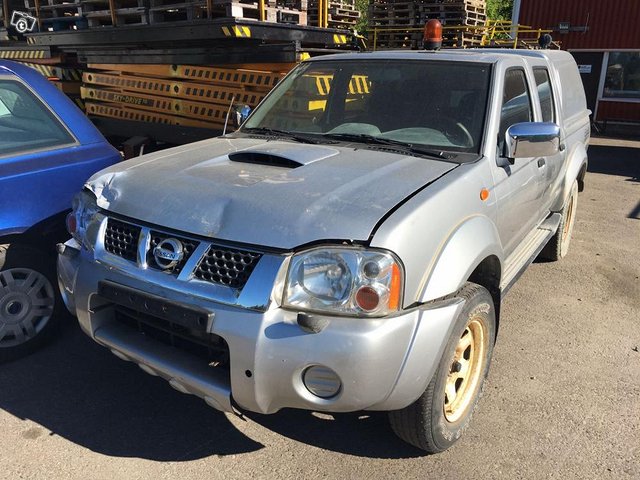 Nissan Navara 2