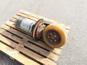 Tasavirtamoottori pyörityslaite 24V 2700W 2200rpm, Muut koneet ja tarvikkeet, Työkoneet ja kalusto, Luumäki, Tori.fi Tasavirtamoottori pyörityslaite 24V 2700W 2200rpm, Muut koneet ja tarvikkeet, Työkoneet ja kalusto, Luumäki, Tori.fi