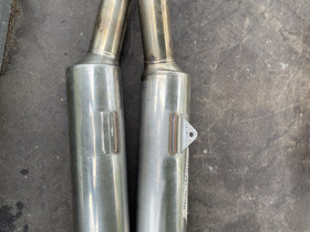 Honda CBR1100XX vakiovaimennin. , Moottoripyörän varaosat ja tarvikkeet, Mototarvikkeet ja varaosat, Alavus, Tori.fi Honda CBR1100XX vakiovaimennin. , Moottoripyörän varaosat ja tarvikkeet, Mototarvikkeet ja varaosat, Alavus, Tori.fi