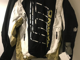 M Racing Zenith moottorikelkka ajotakki + housut, Ajoasut, kengät ja kypärät, Mototarvikkeet ja varaosat, Alavus, Tori.fi M Racing Zenith moottorikelkka ajotakki + housut, Ajoasut, kengät ja kypärät, Mototarvikkeet ja varaosat, Alavus, Tori.fi