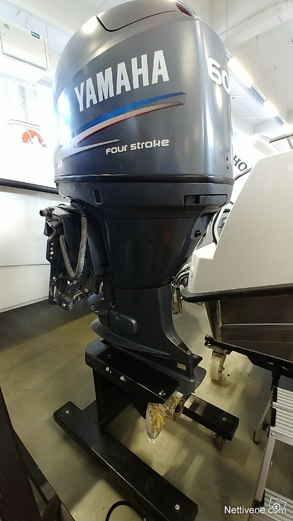 Yamaha f225 отзовик. Ямаха f60. Ямаха f9000. Ямаха f 20 шильда. Yamaha f200bet.