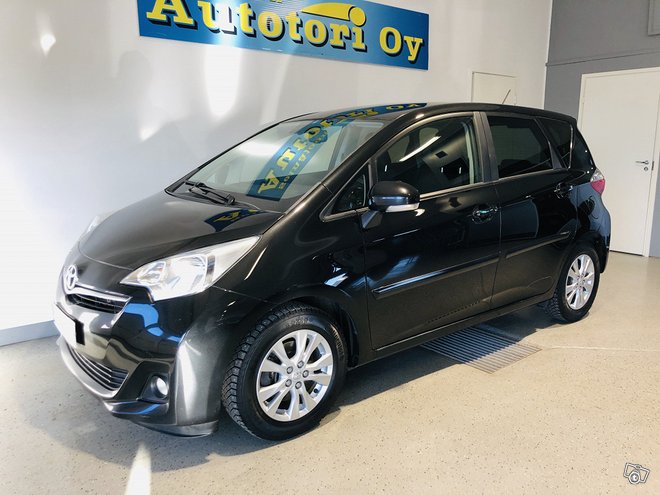 Toyota Verso-S Toyota Verso-S