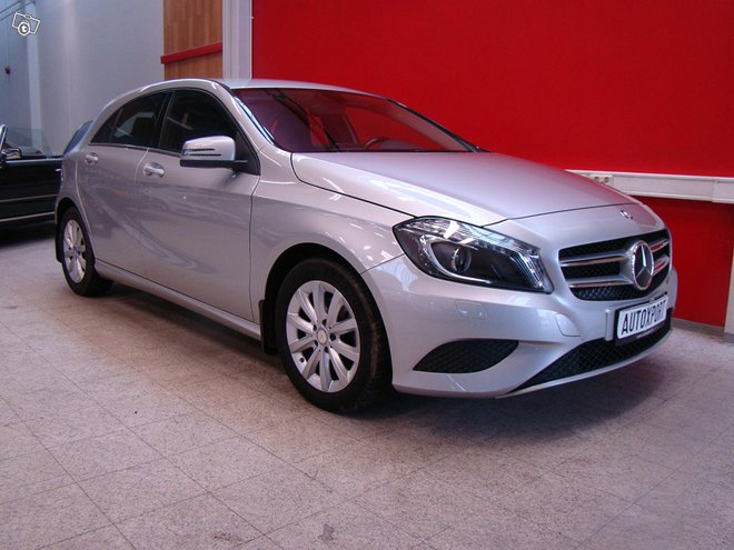 Mercedes-Benz A Mercedes-Benz A