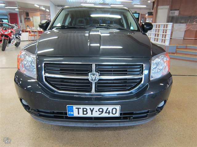 Dodge Caliber 2