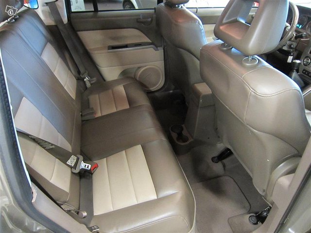 Jeep Compass 11