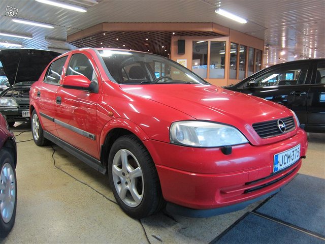Opel Astra 2