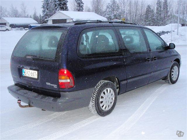 Chrysler Grand Voyager 3