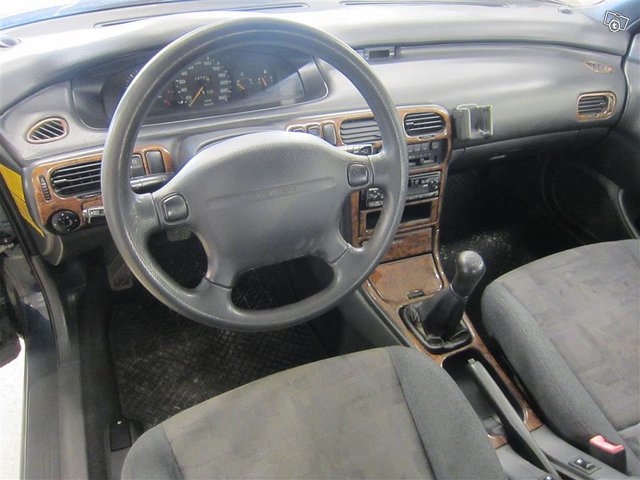 Mazda 626 7