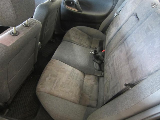 Mazda 626 9