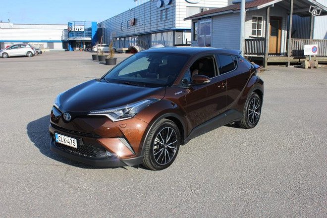 TOYOTA C-HR TOYOTA C-HR