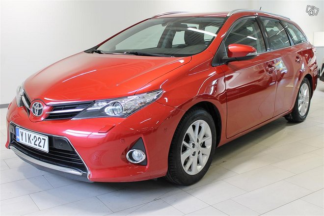 TOYOTA AURIS TOYOTA AURIS