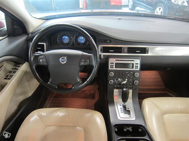 Volvo S80 8