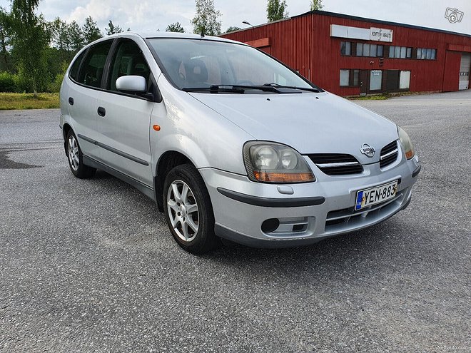 Nissan Almera Tino Nissan Almera Tino
