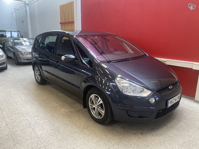 Ford S-MAX Ford S-MAX