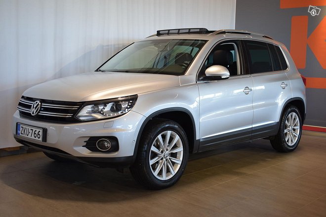 VOLKSWAGEN Tiguan VOLKSWAGEN Tiguan