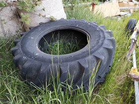 Vredestein 710/70R38 rengas, Muut koneet ja tarvikkeet, Työkoneet ja kalusto, Alavus, Tori.fi Vredestein 710/70R38 rengas, Muut koneet ja tarvikkeet, Työkoneet ja kalusto, Alavus, Tori.fi