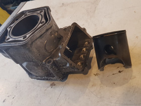 600 Etec Sylinteri, Moottorikelkan varaosat ja tarvikkeet, Mototarvikkeet ja varaosat, Rovaniemi, Tori.fi 600 Etec Sylinteri, Moottorikelkan varaosat ja tarvikkeet, Mototarvikkeet ja varaosat, Rovaniemi, Tori.fi