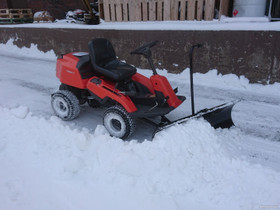 Husqvarna R216 AWD, Muut koneet ja tarvikkeet, Työkoneet ja kalusto, Alavus, Tori.fi Husqvarna R216 AWD, Muut koneet ja tarvikkeet, Työkoneet ja kalusto, Alavus, Tori.fi