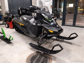 Ski-Doo Renegade, Moottorikelkat, Moto, Tornio, Tori.fi Ski-Doo Renegade, Moottorikelkat, Moto, Tornio, Tori.fi