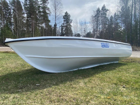 Stella 380 *Uppoamaton / 2 Väriä*, Soutuveneet ja jollat, Veneet, Raasepori, Tori.fi Stella 380 *Uppoamaton / 2 Väriä*, Soutuveneet ja jollat, Veneet, Raasepori, Tori.fi