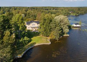 6H, 330m², Massusvägen 19, Mustasaari, Myytävät asunnot, Asunnot, Mustasaari, Tori.fi 6H, 330m², Massusvägen 19, Mustasaari, Myytävät asunnot, Asunnot, Mustasaari, Tori.fi