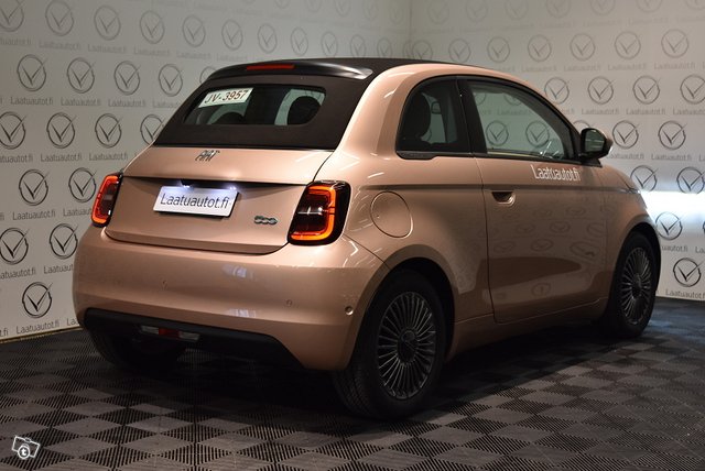 Fiat 500e 4