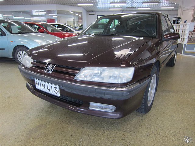 PEUGEOT 605