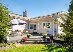 4H, 124.3m², Luolakivenkatu 18, Vaasa, Myytävät asunnot, Asunnot, Vaasa, Tori.fi 4H, 124.3m², Luolakivenkatu 18, Vaasa, Myytävät asunnot, Asunnot, Vaasa, Tori.fi
