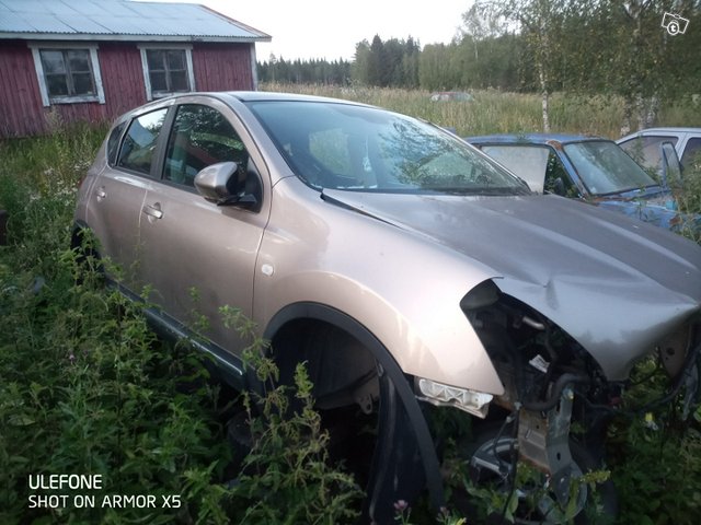 Nissan Qashqai 1