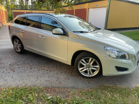 Volvo V60, Autot, Kruunupyy, Tori.fi Volvo V60, Autot, Kruunupyy, Tori.fi