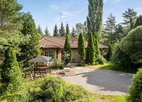 4H, 136m², Aamuruskonkuja 5, Kirkkonummi, Myytävät asunnot, Asunnot, Kirkkonummi, Tori.fi 4H, 136m², Aamuruskonkuja 5, Kirkkonummi, Myytävät asunnot, Asunnot, Kirkkonummi, Tori.fi