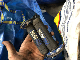 Protaper gripit, Mopojen varaosat ja tarvikkeet, Mototarvikkeet ja varaosat, Kangasala, Tori.fi Protaper gripit, Mopojen varaosat ja tarvikkeet, Mototarvikkeet ja varaosat, Kangasala, Tori.fi