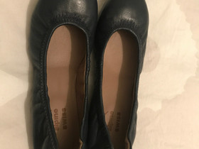 Alpine Swiss ballerinat 37 OVH $79, Vaatteet ja kengät, Helsinki, Tori.fi Alpine Swiss ballerinat 37 OVH $79, Vaatteet ja kengät, Helsinki, Tori.fi