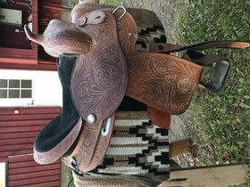 Lännensatula A&M Reitsport ja pädi (full), Satulat ja varusteet, Hevoset ja hevosurheilu, Oulainen, Tori.fi Lännensatula A&M Reitsport ja pädi (full), Satulat ja varusteet, Hevoset ja hevosurheilu, Oulainen, Tori.fi