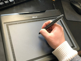 Trust widescreen tablet (piirto taso), Oheislaitteet, Tietokoneet ja lisälaitteet, Jyväskylä, Tori.fi Trust widescreen tablet (piirto taso), Oheislaitteet, Tietokoneet ja lisälaitteet, Jyväskylä, Tori.fi