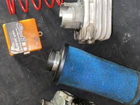 Mopon osia (Piaggio), Mopojen varaosat ja tarvikkeet, Mototarvikkeet ja varaosat, Oulu, Tori.fi Mopon osia (Piaggio), Mopojen varaosat ja tarvikkeet, Mototarvikkeet ja varaosat, Oulu, Tori.fi