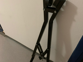 .Auton pyöräteline, Pyörätarvikkeet ja kypärät, Polkupyörät ja pyöräily, Helsinki, Tori.fi .Auton pyöräteline, Pyörätarvikkeet ja kypärät, Polkupyörät ja pyöräily, Helsinki, Tori.fi