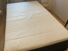 120 x 200 cm jenkkisänky+Ikean petauspatja, Sängyt ja makuuhuone, Sisustus ja huonekalut, Tampere, Tori.fi 120 x 200 cm jenkkisänky+Ikean petauspatja, Sängyt ja makuuhuone, Sisustus ja huonekalut, Tampere, Tori.fi