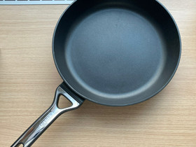 Pyrex paistinpannu Ø 28 cm, Keittiövälineet, Keittiötarvikkeet ja astiat, Helsinki, Tori.fi Pyrex paistinpannu Ø 28 cm, Keittiövälineet, Keittiötarvikkeet ja astiat, Helsinki, Tori.fi
