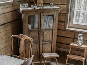 Pentikin vitriini, Hyllyt ja säilytys, Sisustus ja huonekalut, Savonlinna, Tori.fi Pentikin vitriini, Hyllyt ja säilytys, Sisustus ja huonekalut, Savonlinna, Tori.fi
