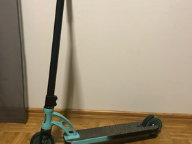 Madd mgp vx9 scootti, Rullaluistelu ja skeittaus, Urheilu ja ulkoilu, Nurmijärvi, Tori.fi Madd mgp vx9 scootti, Rullaluistelu ja skeittaus, Urheilu ja ulkoilu, Nurmijärvi, Tori.fi