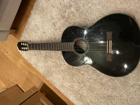 Akustinen kitara - Yamaha cs40bl, Kitarat, bassot ja vahvistimet, Musiikki ja soittimet, Joensuu, Tori.fi Akustinen kitara - Yamaha cs40bl, Kitarat, bassot ja vahvistimet, Musiikki ja soittimet, Joensuu, Tori.fi