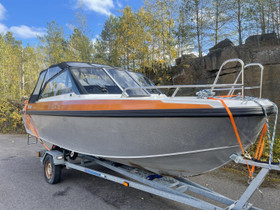 Buster Magnum E-Series, Moottoriveneet, Veneet, Rauma, Tori.fi Buster Magnum E-Series, Moottoriveneet, Veneet, Rauma, Tori.fi