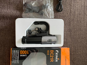 Fenix BC21R V2.0 pyöränvalaisin, Pyörätarvikkeet ja kypärät, Polkupyörät ja pyöräily, Helsinki, Tori.fi Fenix BC21R V2.0 pyöränvalaisin, Pyörätarvikkeet ja kypärät, Polkupyörät ja pyöräily, Helsinki, Tori.fi