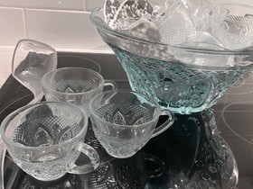 Kristalli boolimalja ja 12kpl kristallikuppeja, Tarjoiluastiat, Keittiötarvikkeet ja astiat, Riihimäki, Tori.fi Kristalli boolimalja ja 12kpl kristallikuppeja, Tarjoiluastiat, Keittiötarvikkeet ja astiat, Riihimäki, Tori.fi